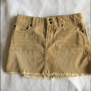 Abercrombie vintage corduroy  skirt size 00